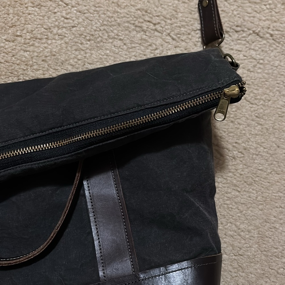 R.Riveter bag - Picture 4 of 9